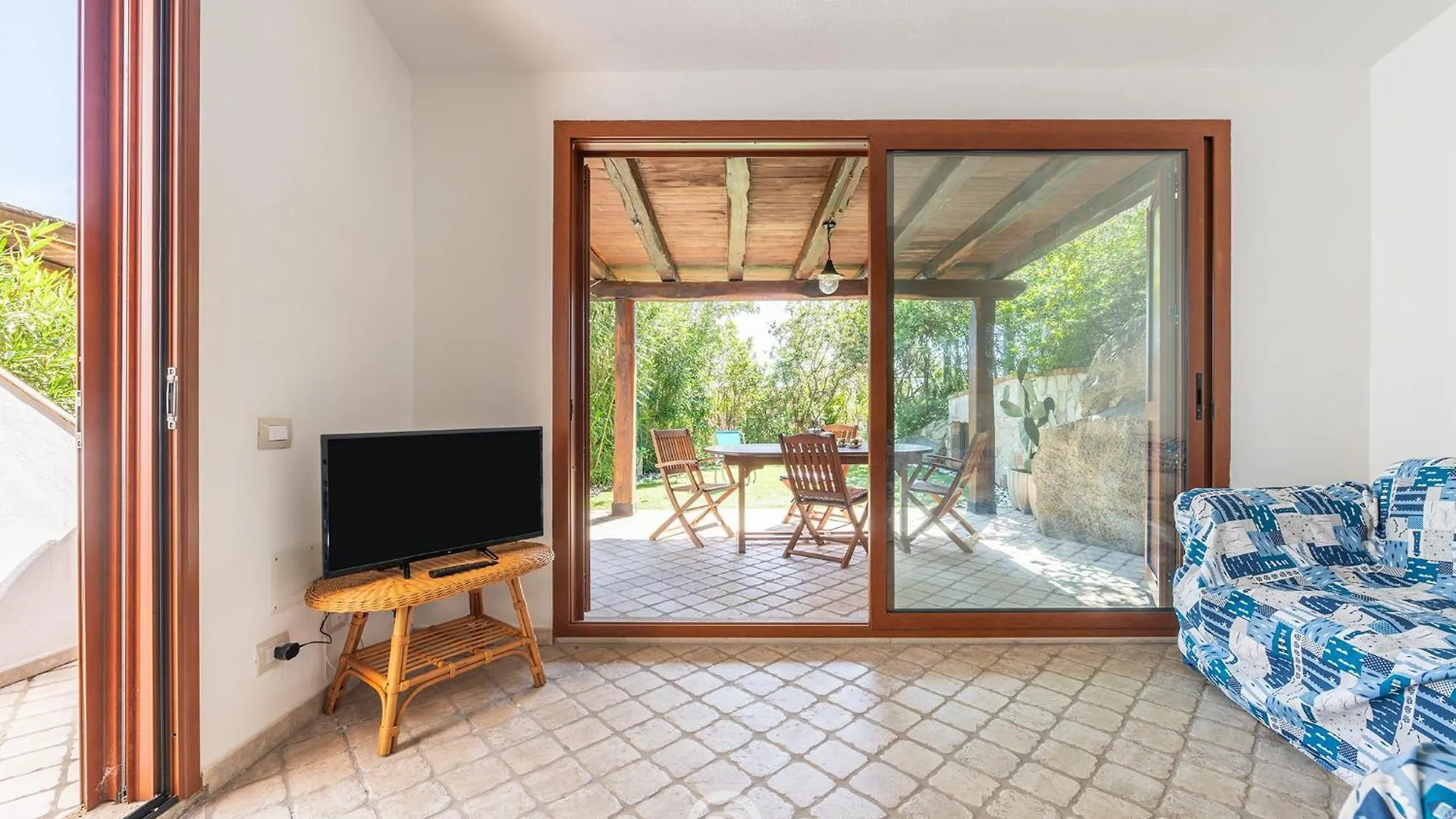 Alessandra Garden Hideaway Simius 0*,